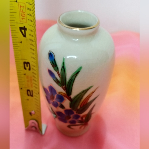 Vintage Homco Mini Flower Vase - Picture 2 of 5